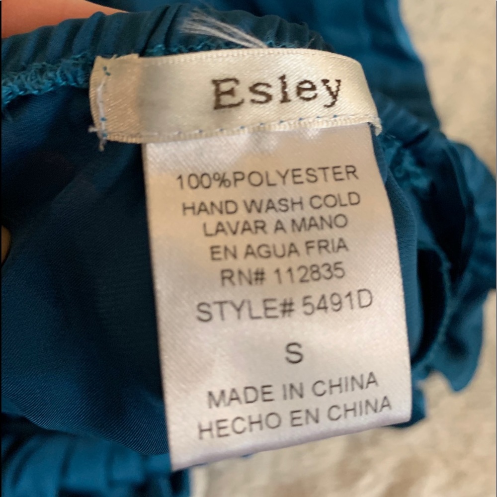 Cute satin cocktail dress size adult small  Esley
